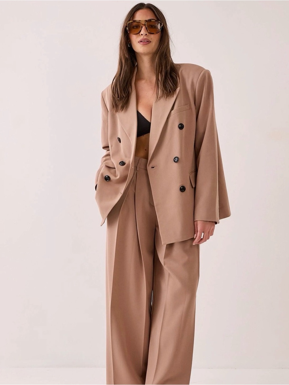 NASTY GAL Taupe Double-Breasted Oversized Blazer Jacket NWT Size 4 - Picture 3 of 5